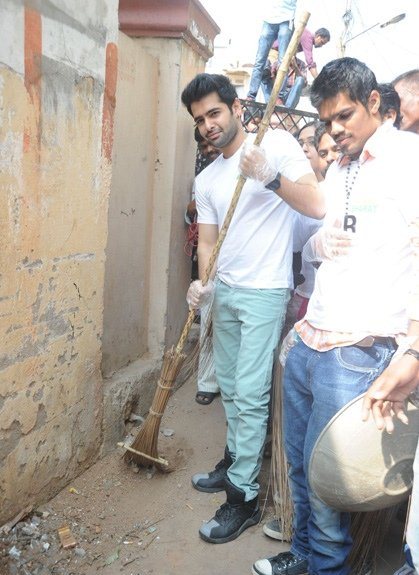 Ram Pothineni Joins Swachh Bharath Campaign