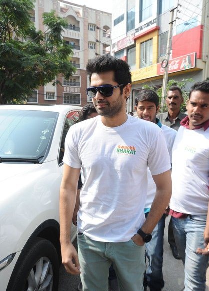 Ram Pothineni Joins Swachh Bharath Campaign