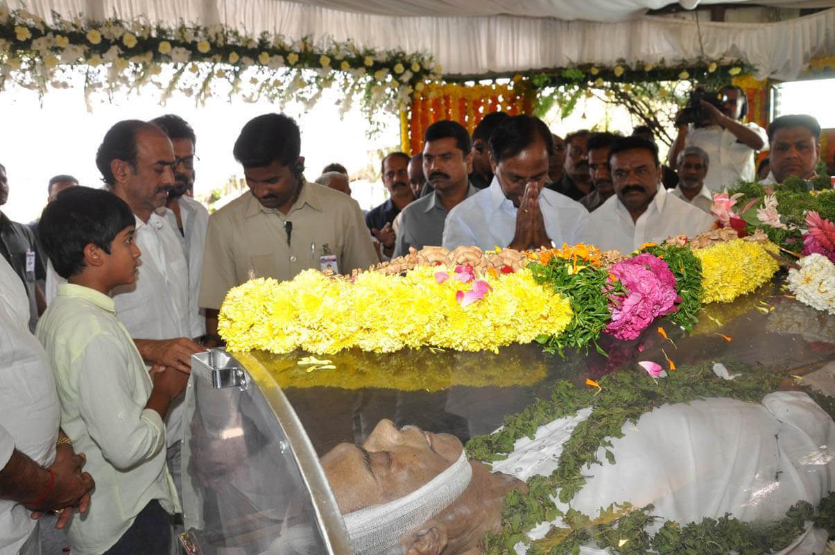 Ramanaidu Antima Yatra Photos