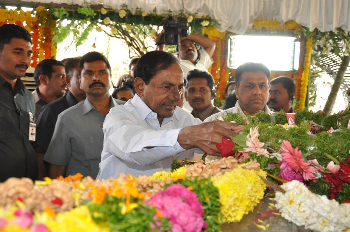 Ramanaidu Antima Yatra Photos