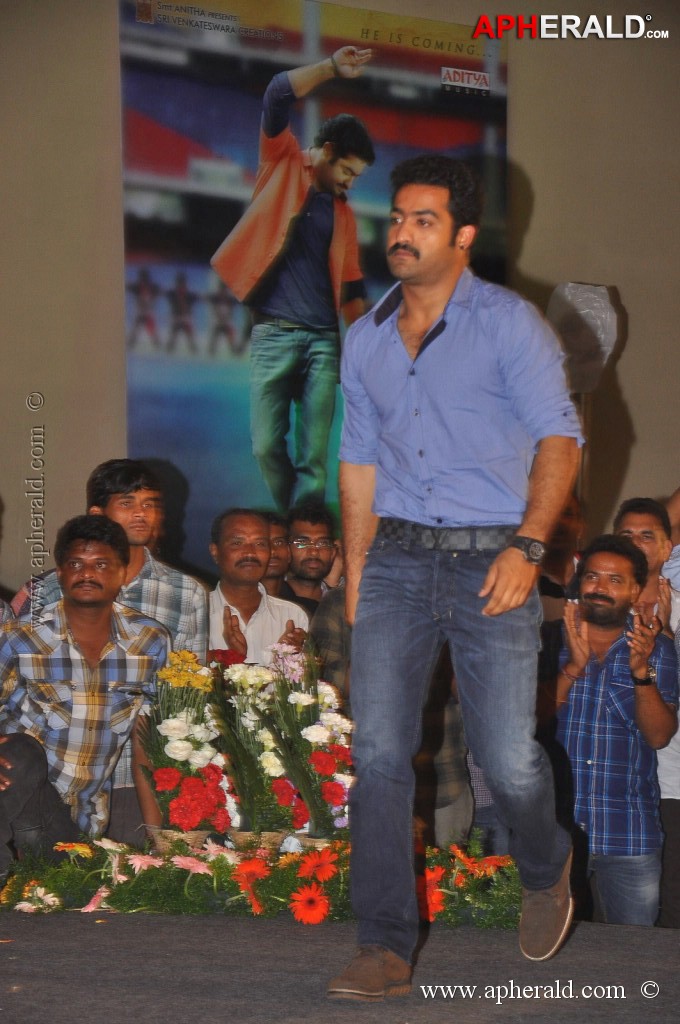  Ramayya Vasthavayya Audio Launch Photos 4  