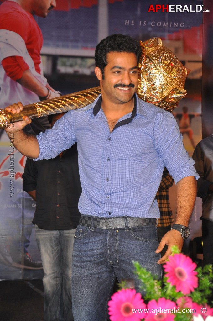  Ramayya Vasthavayya Audio Launch Photos 4  