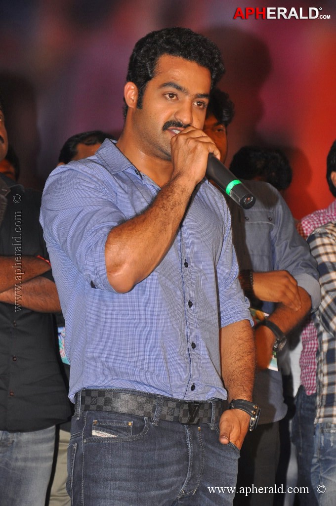  Ramayya Vasthavayya Audio Launch Photos 4  