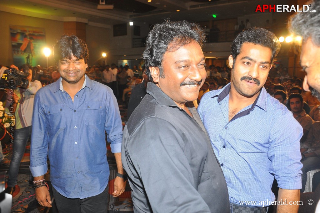  Ramayya Vasthavayya Audio Launch Photos 4  