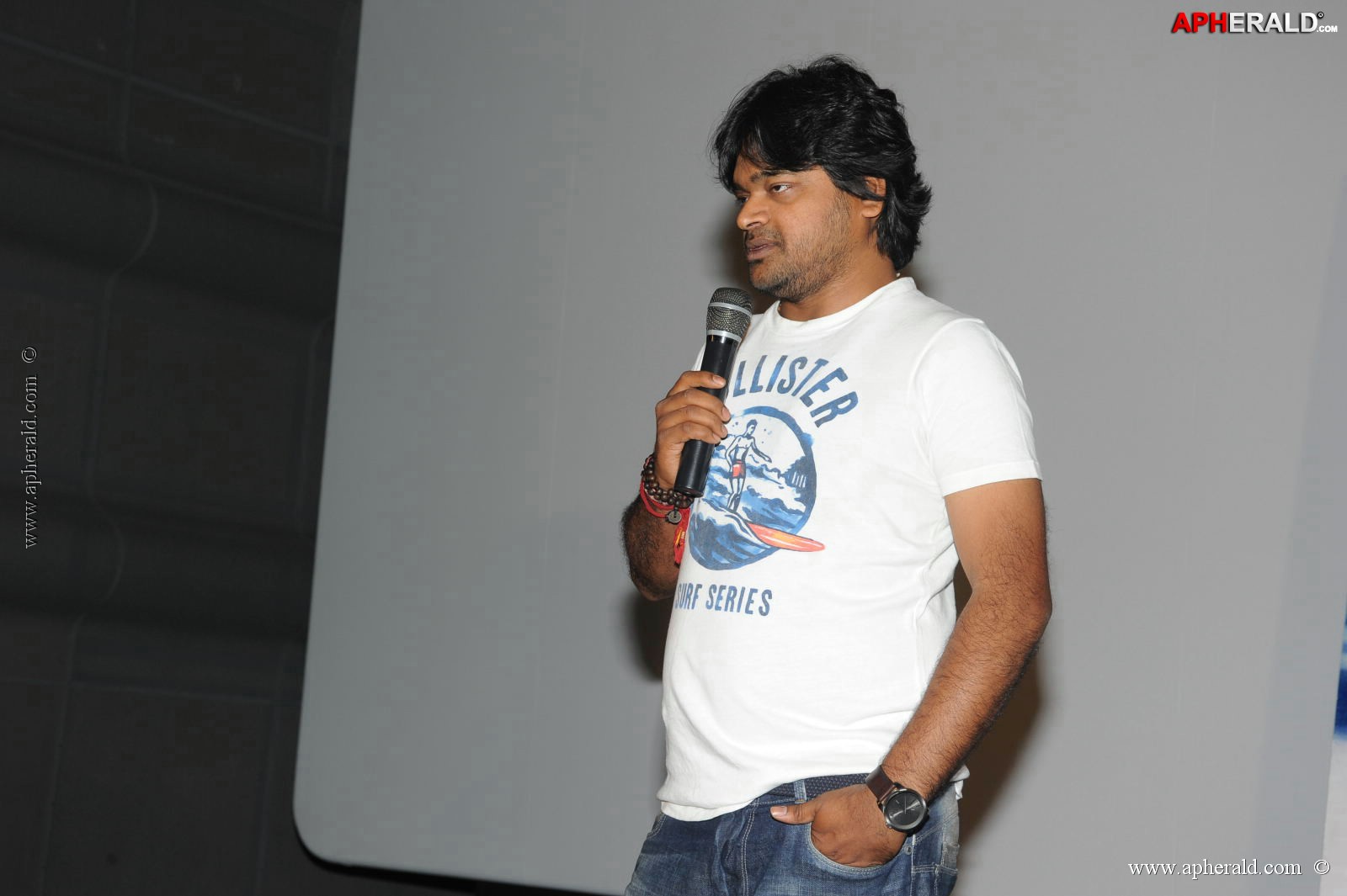 Ramayya Vasthavayya Songs Projection
