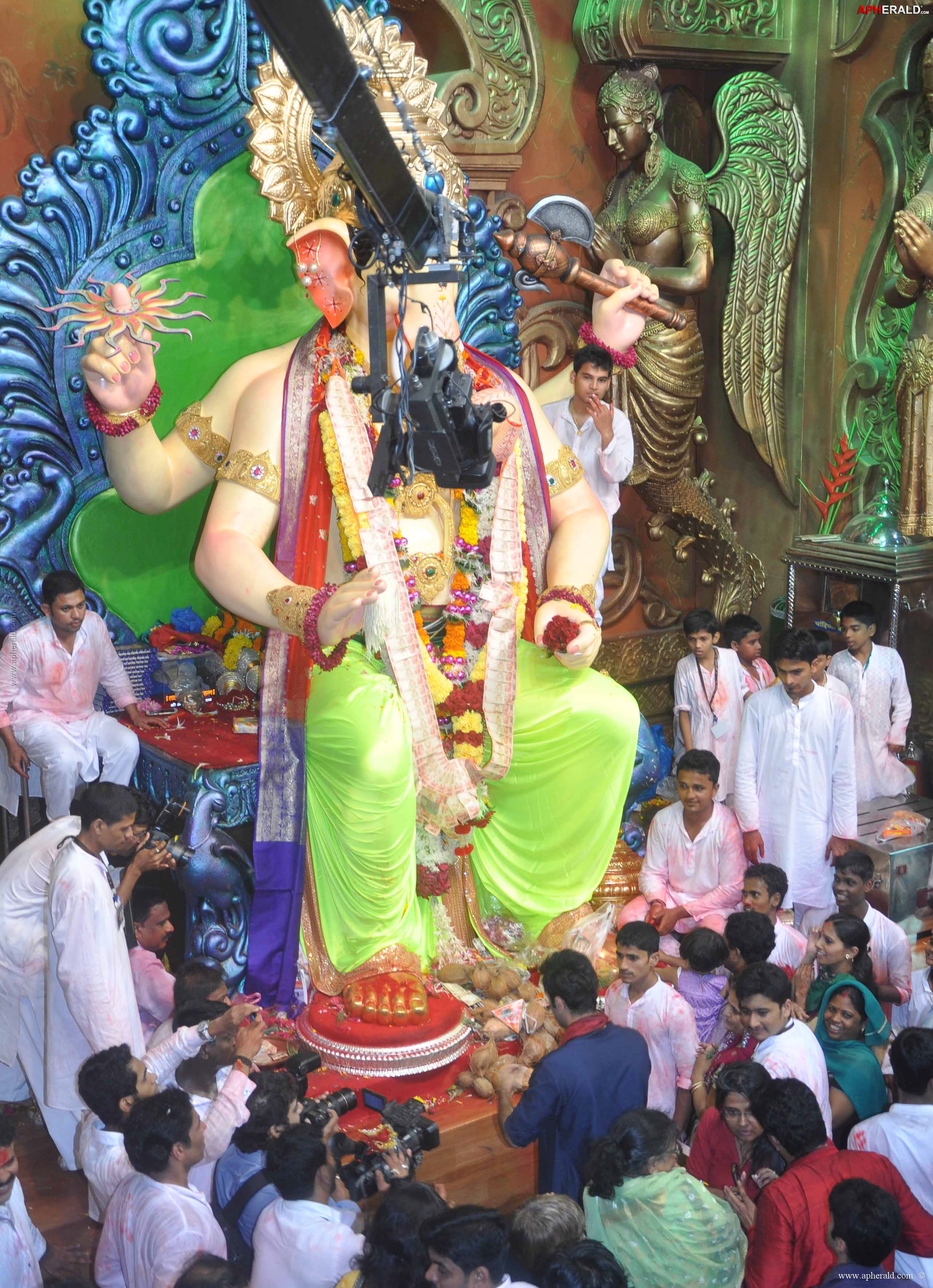 Ranbir Kapoor to visit Lalbaugcha Raja