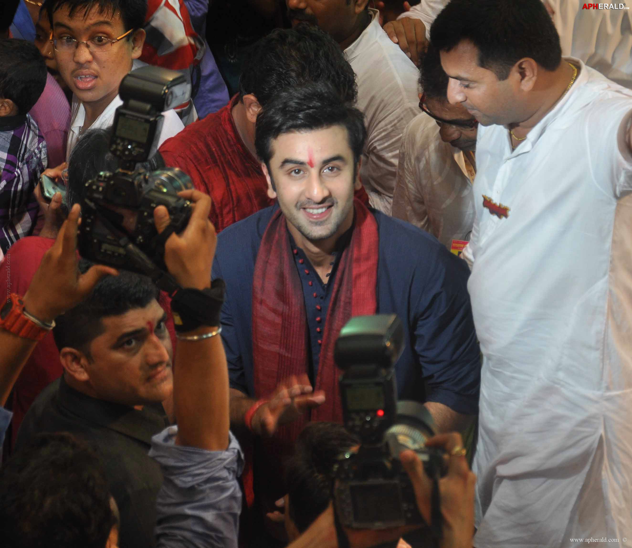 Ranbir Kapoor to visit Lalbaugcha Raja
