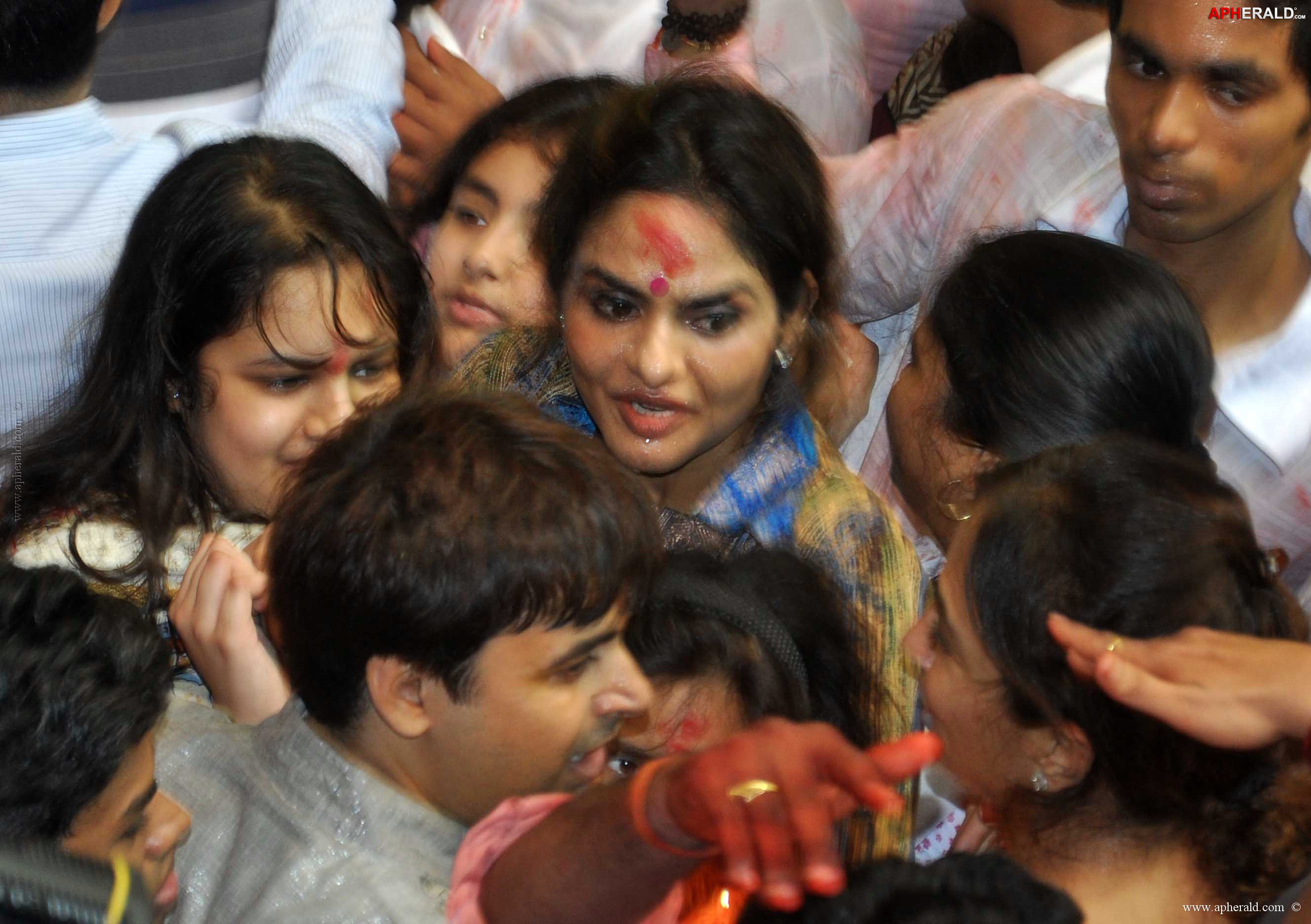 Ranbir Kapoor to visit Lalbaugcha Raja