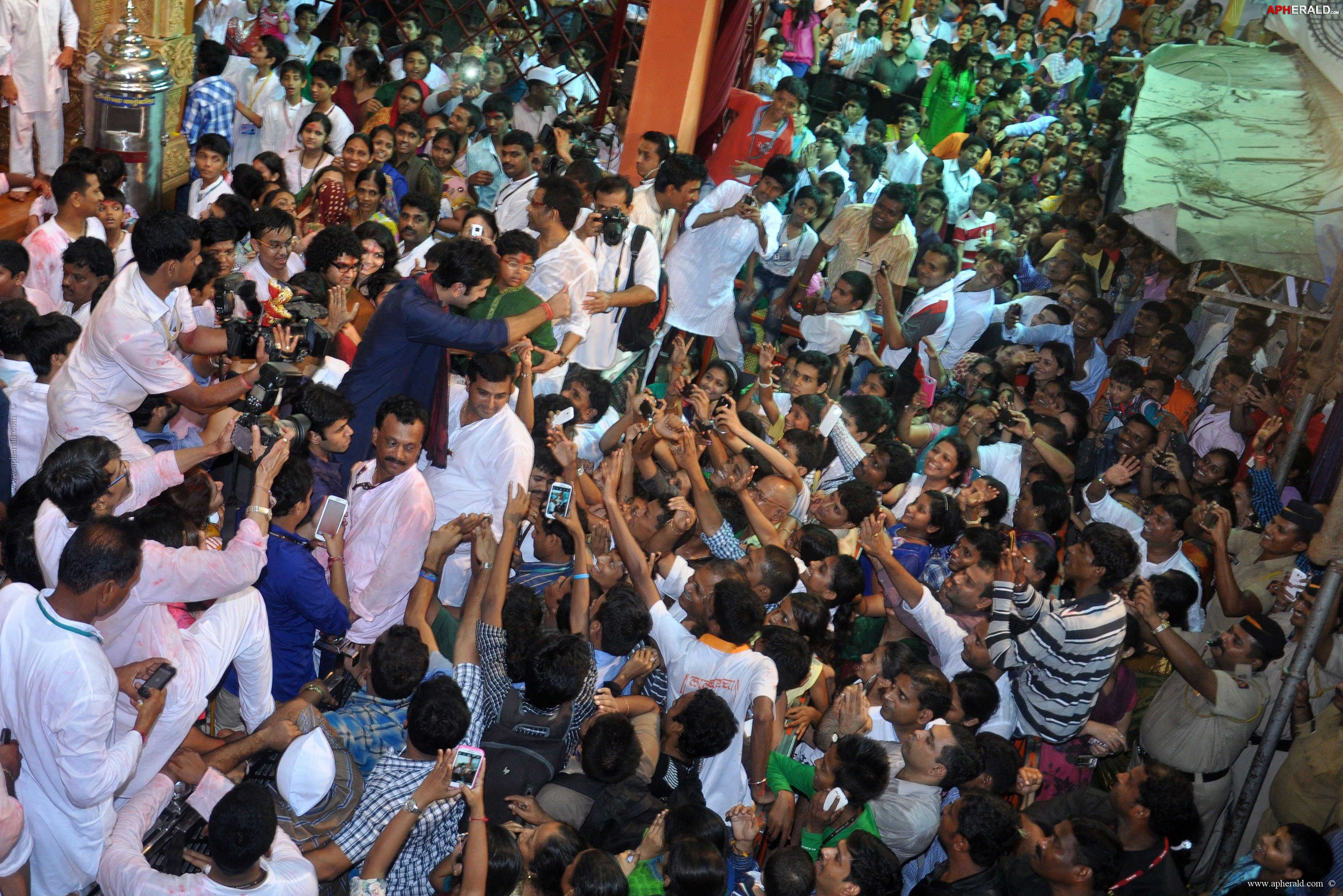 Ranbir Kapoor to visit Lalbaugcha Raja