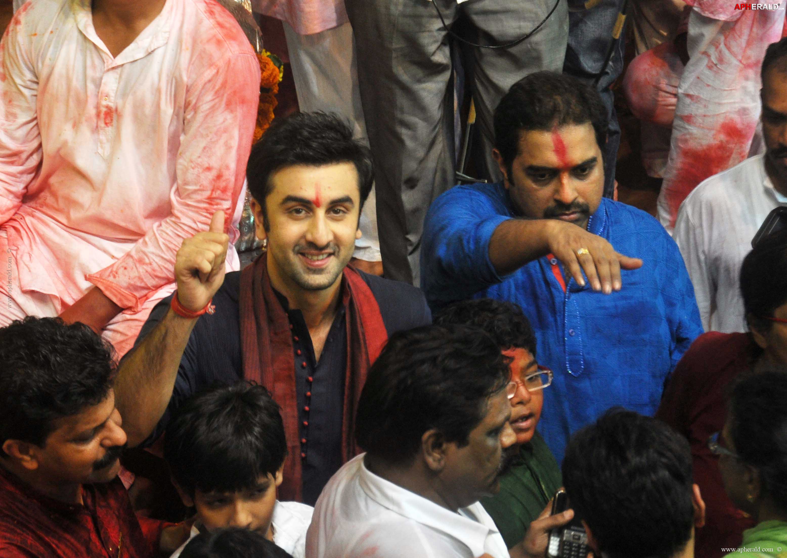 Ranbir Kapoor to visit Lalbaugcha Raja