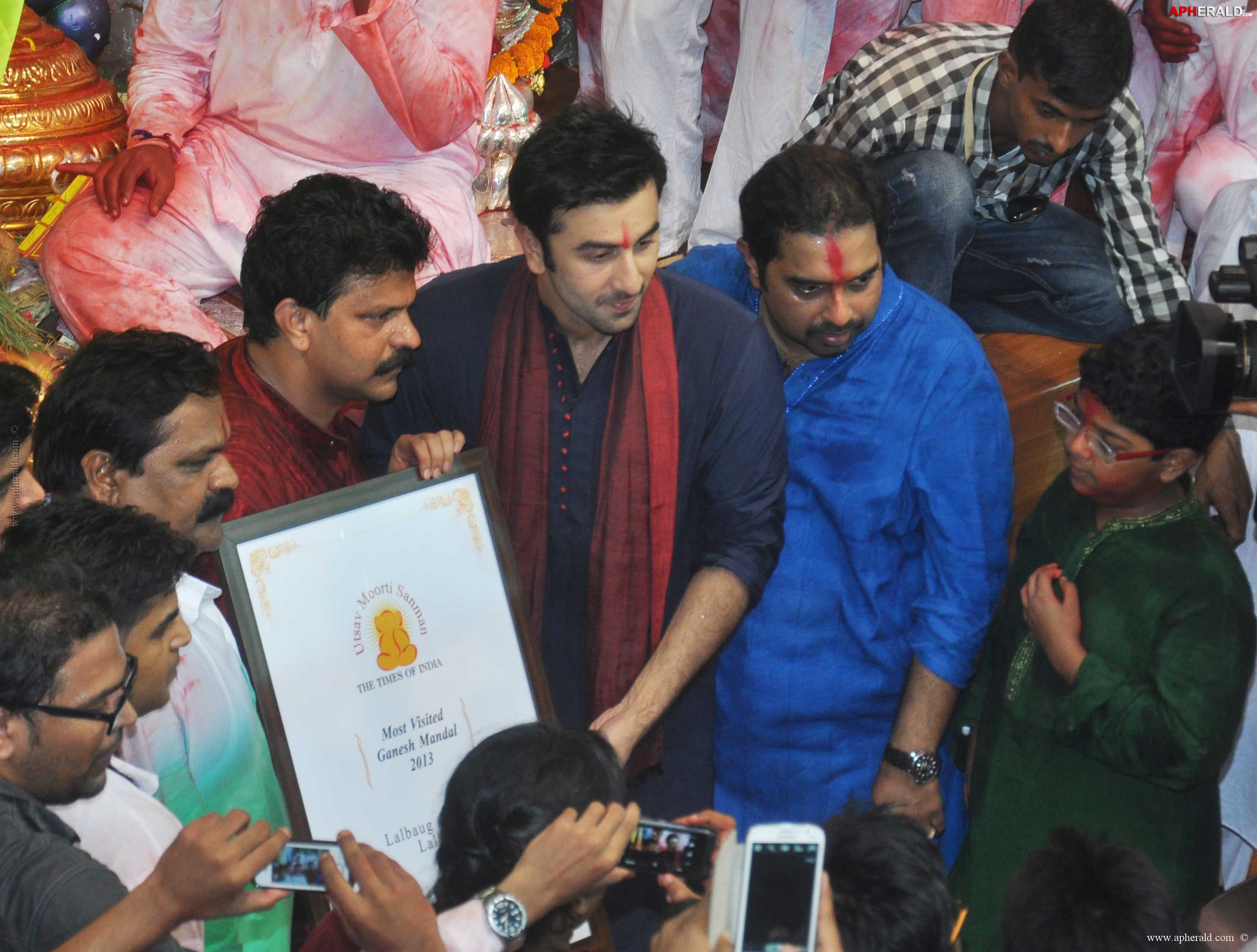 Ranbir Kapoor to visit Lalbaugcha Raja