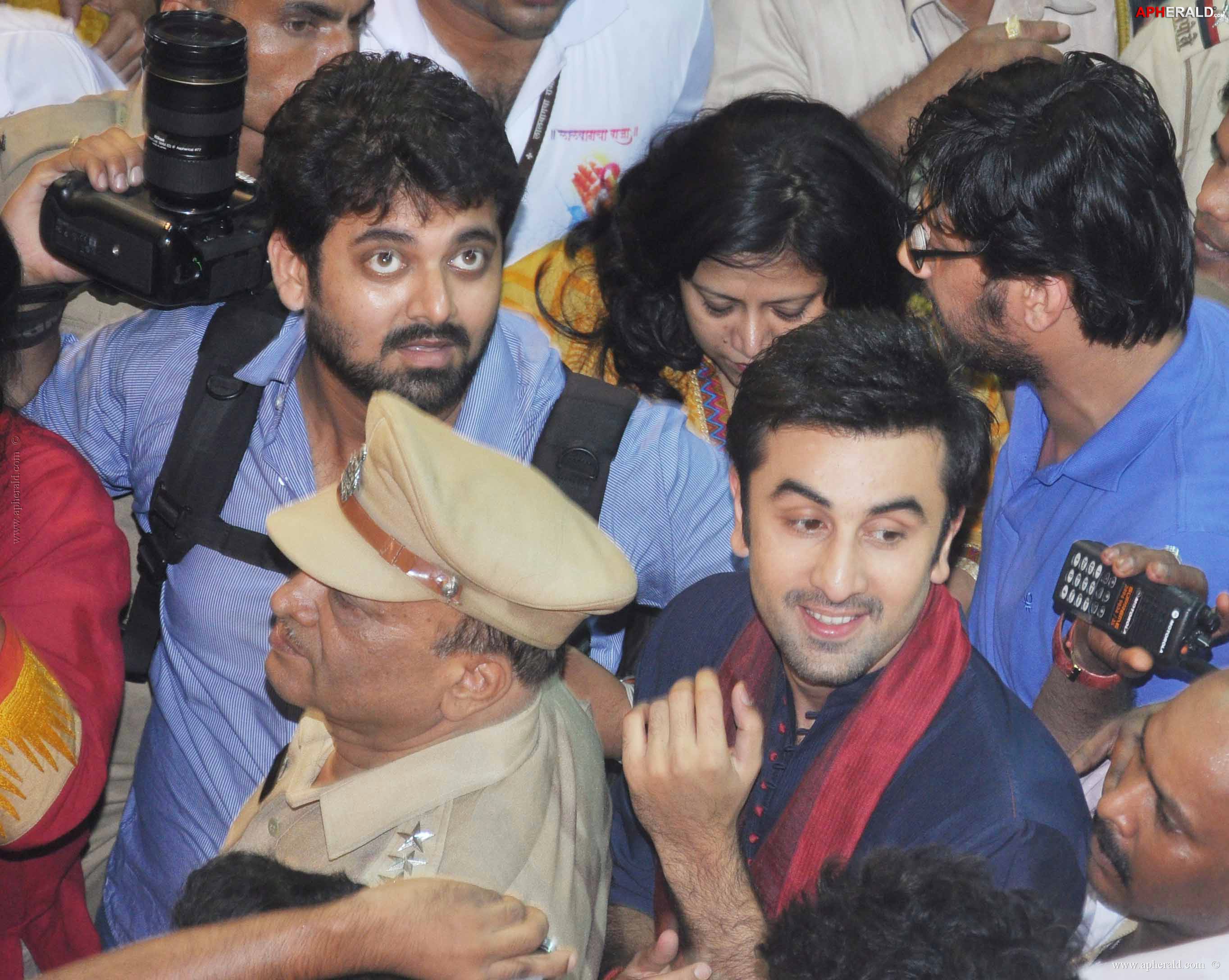 Ranbir Kapoor to visit Lalbaugcha Raja