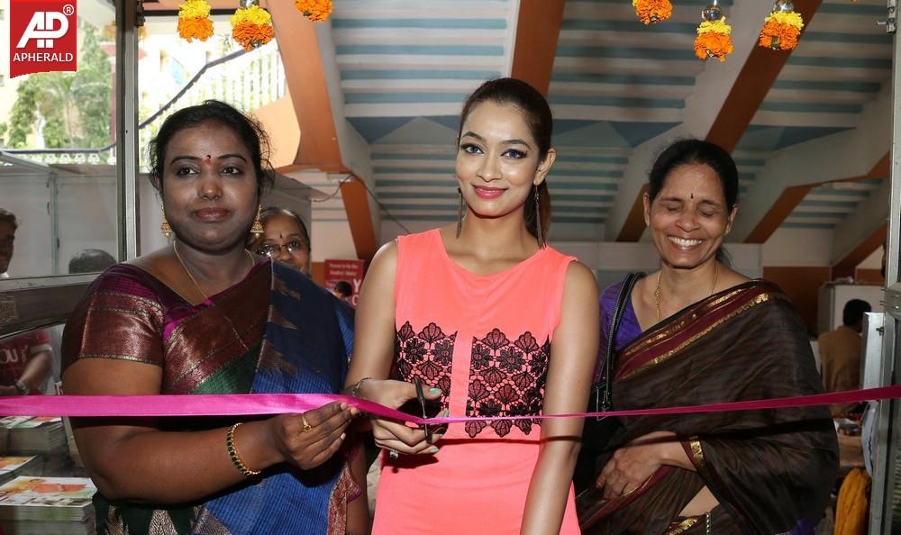 Rashmi at Fashion Unlimited Expo