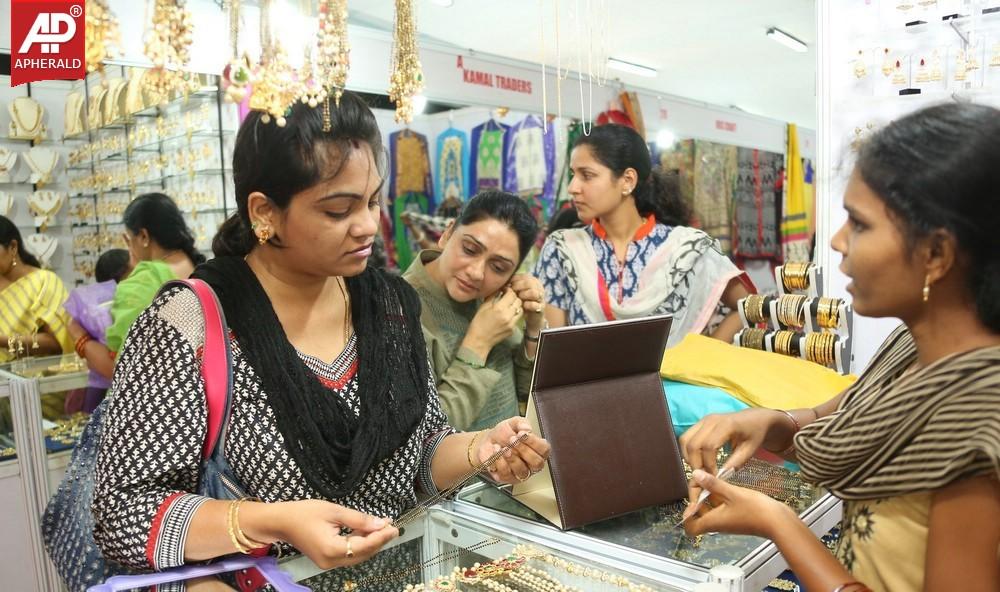 Rashmi at Fashion Unlimited Expo