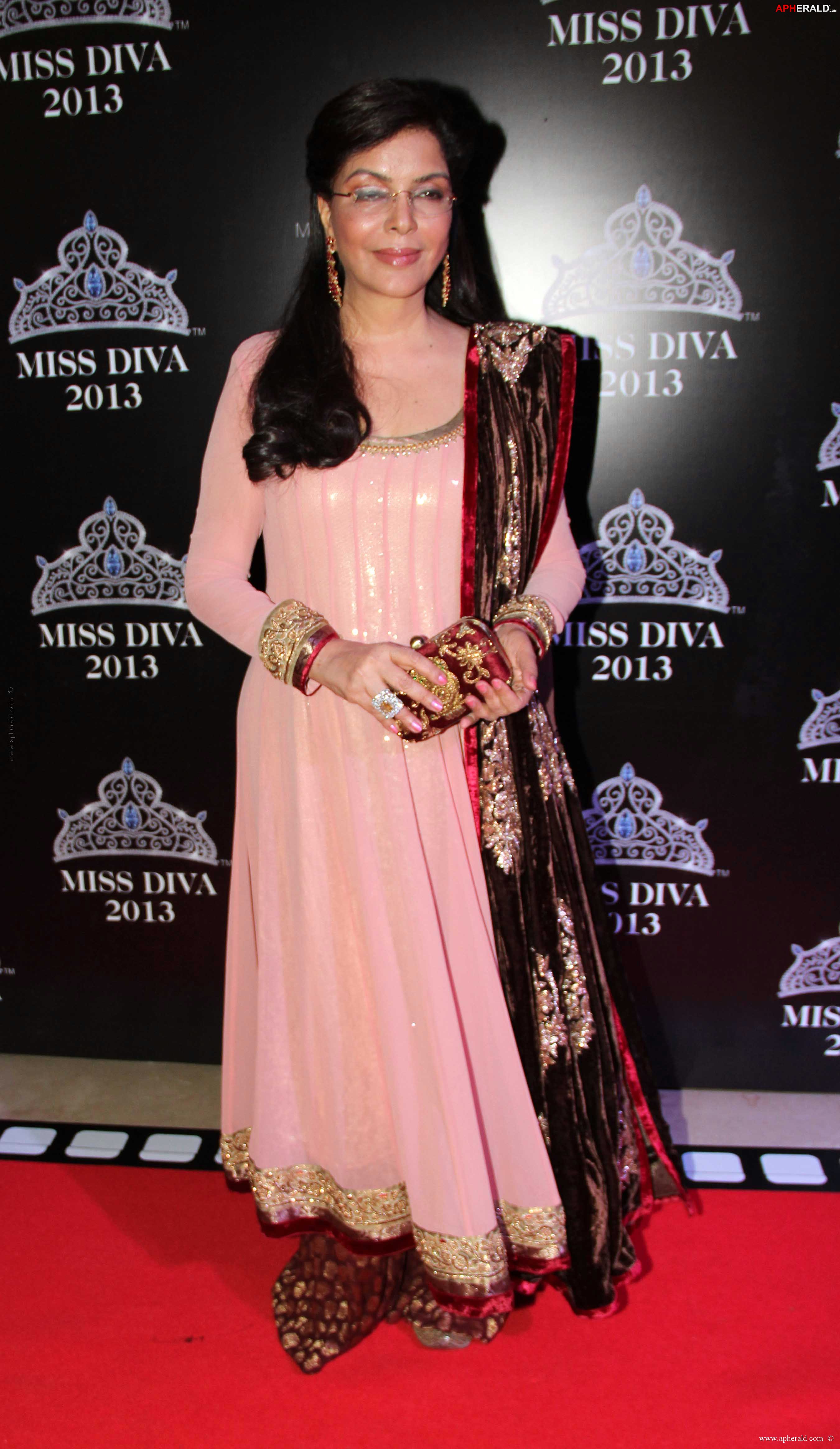 Red Carpet of Miss Diva 2013