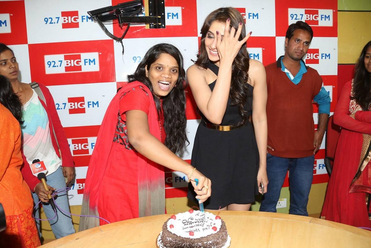 Regina Cassandra At Big FM Full Volume Show