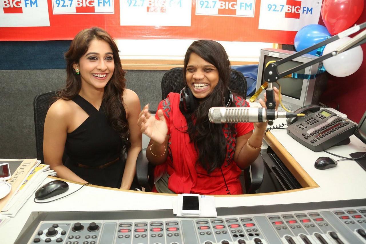 Regina Cassandra At Big FM Full Volume Show