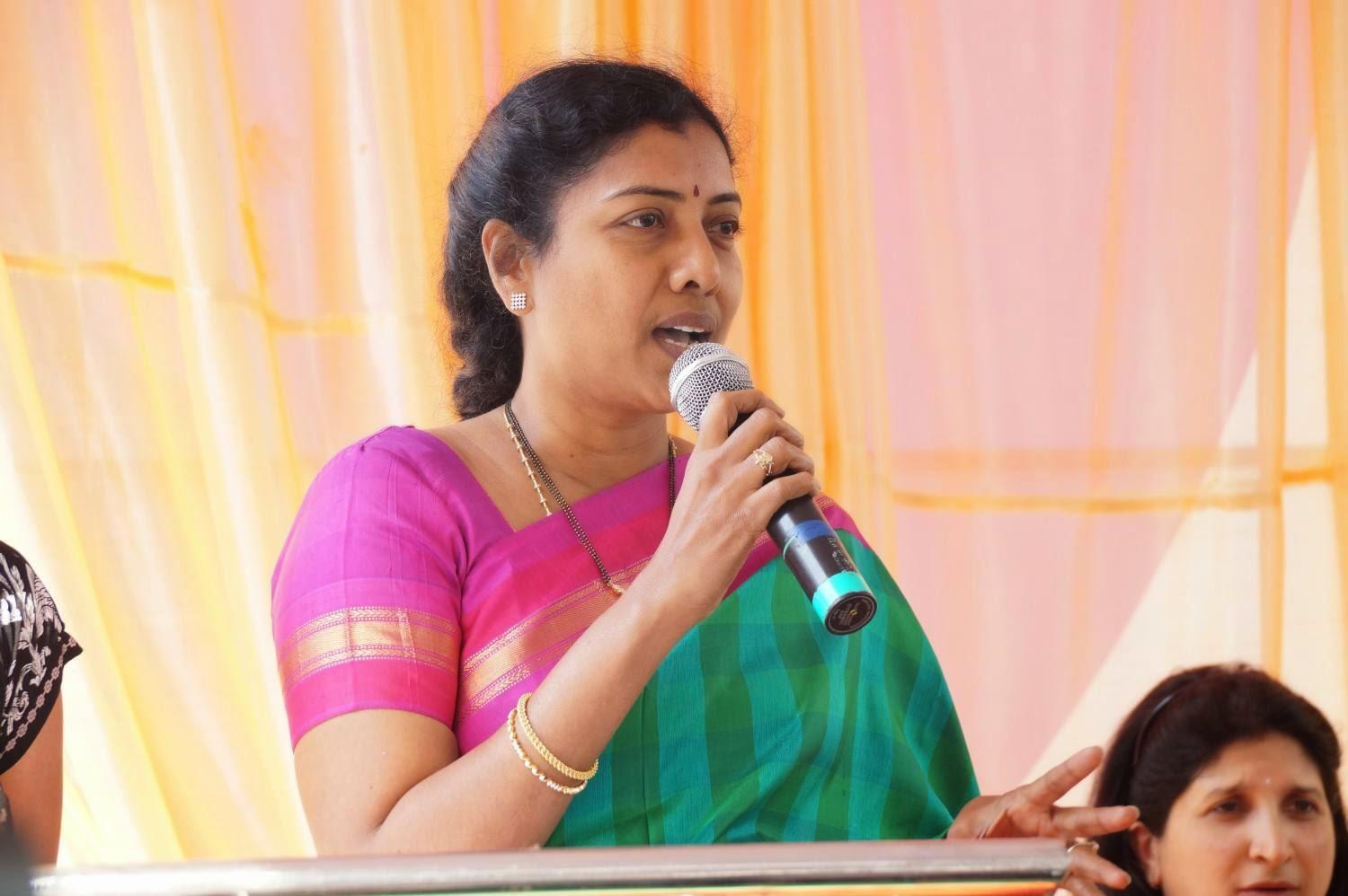 Regina Cassandra at Razzle Med Spa Launch Photos