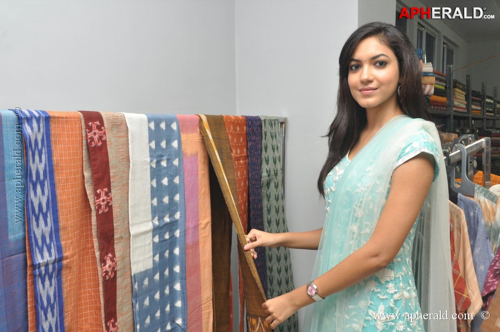 Ritu Varma at Pochampally Ikat Art Mela