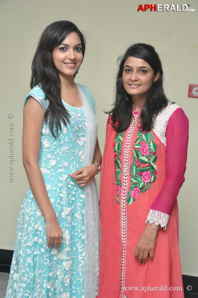 Ritu Varma at Pochampally Ikat Art Mela