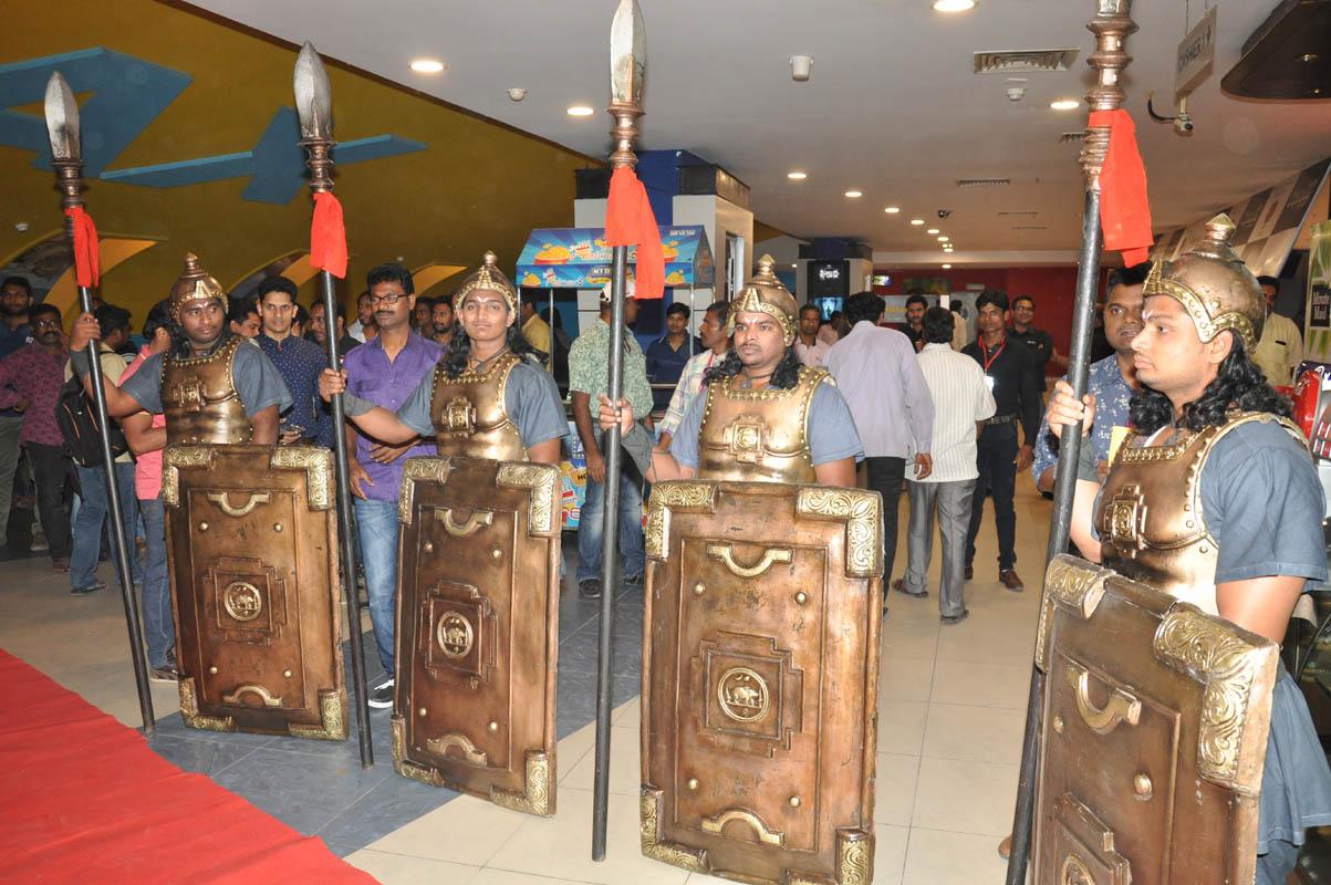 Rudhramadevi Movie Trailer Launch