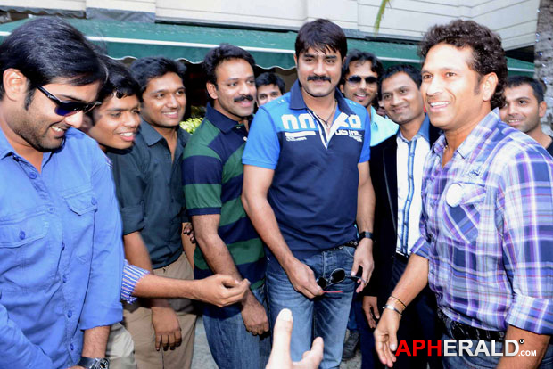 Sachin Tendulkar With Telugu Warriors Photos