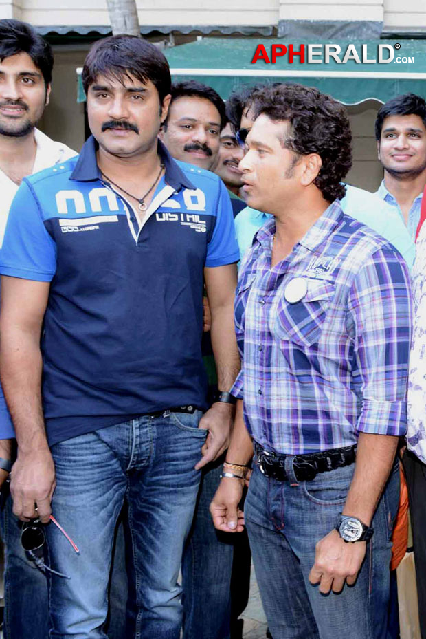 Sachin Tendulkar With Telugu Warriors Photos