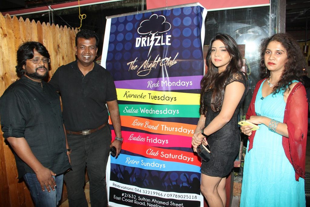 Sakshi Agarwal Launch Drizzle Restaurant