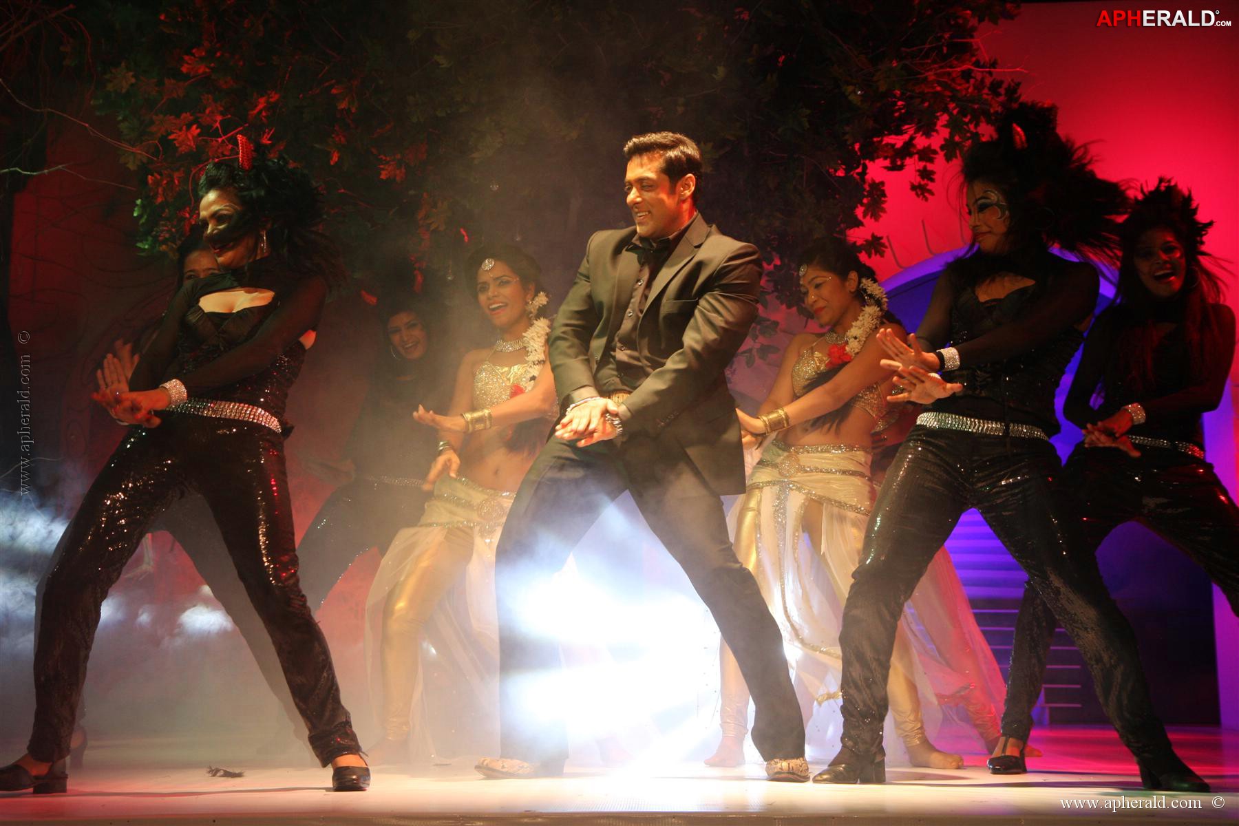 Salman Khan at BIGG BOSS Season 7 