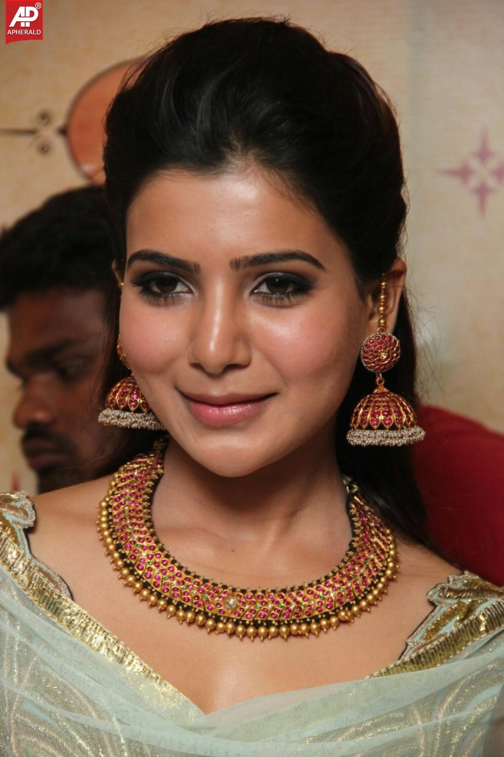 Samantha Launches Prince Jewelary Exhibition Pics