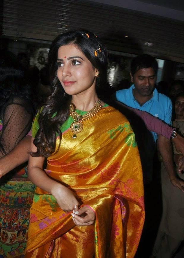 Samantha Stills At Ameerpet South India Shopping Mall