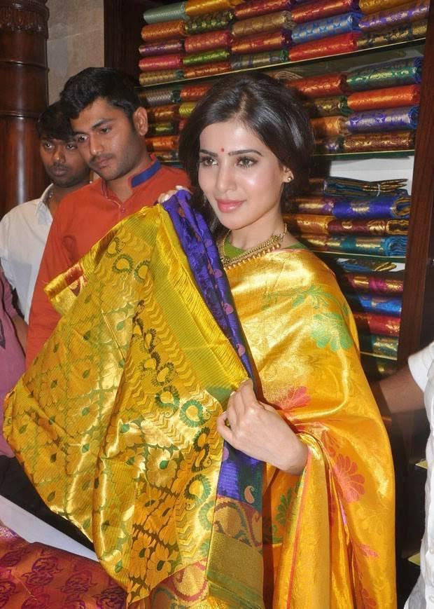 Samantha Stills At Ameerpet South India Shopping Mall