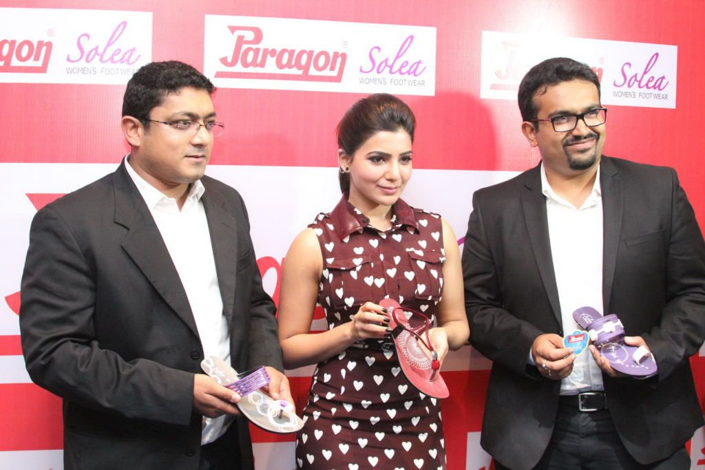 Samantha to Endorse Paragon Solea Footwear