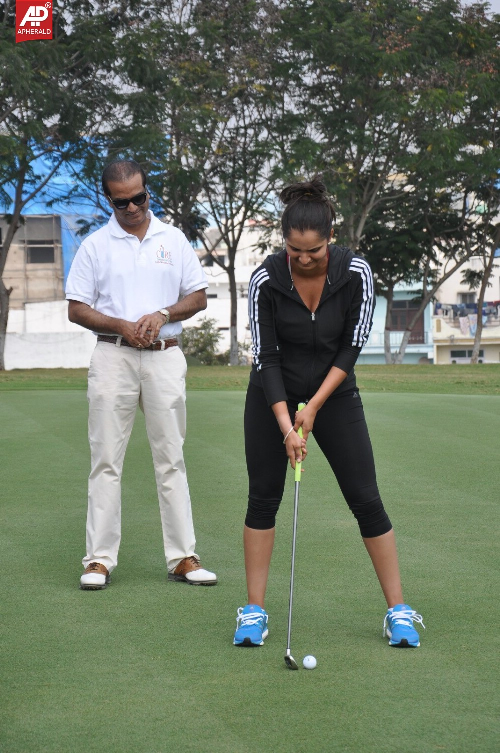 Sania Mirza Kick Starts 