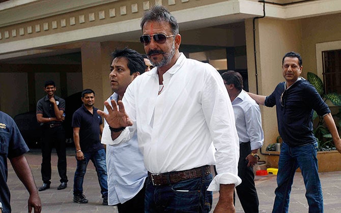 Sanjay Dutt Released  Photos From Yerwada Jail