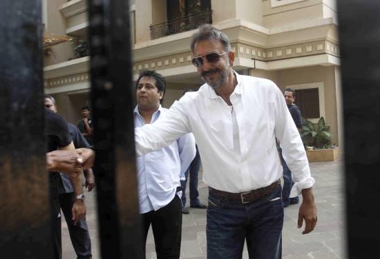 Sanjay Dutt Released  Photos From Yerwada Jail