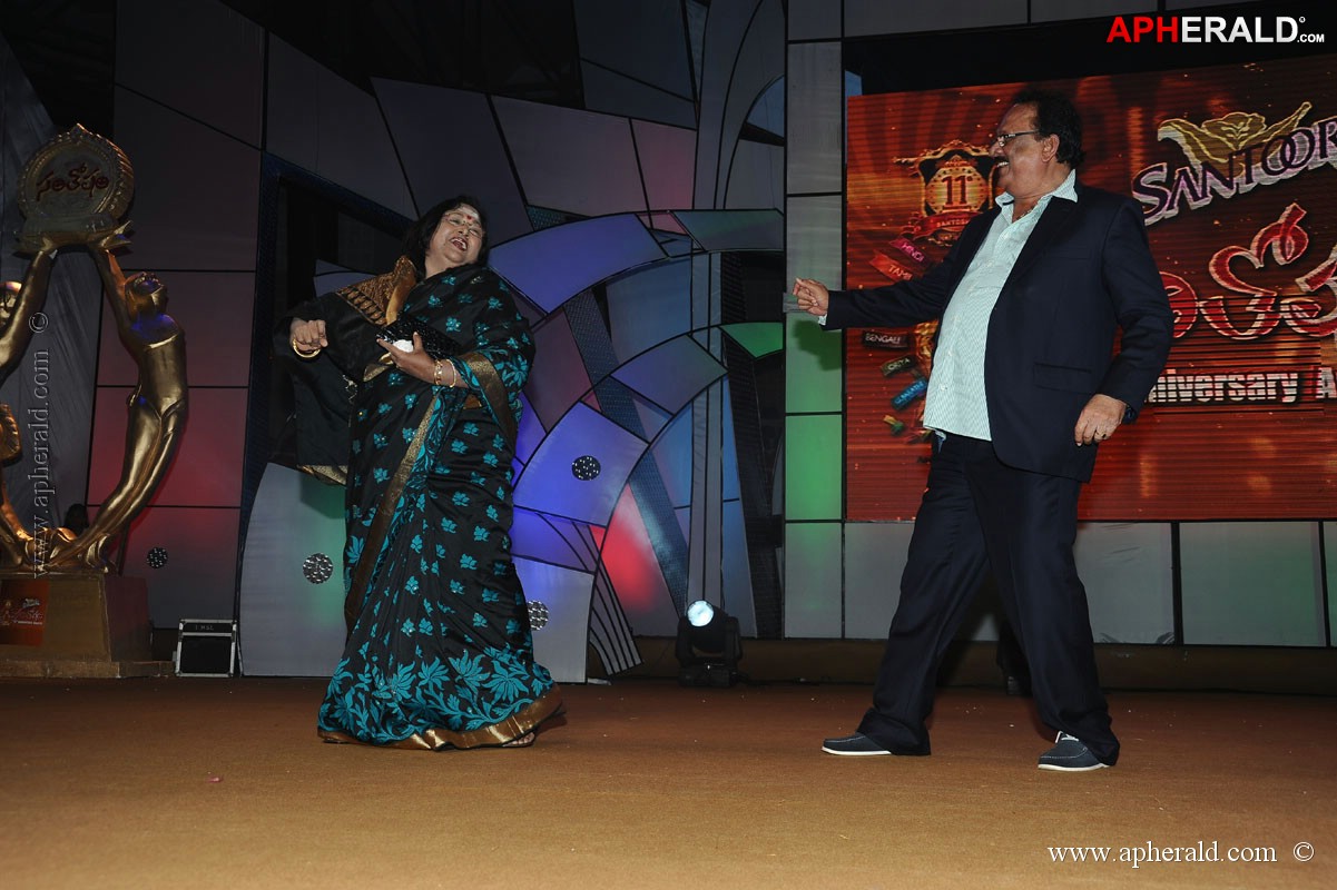 Santosham 11th Anniversary Awards 3