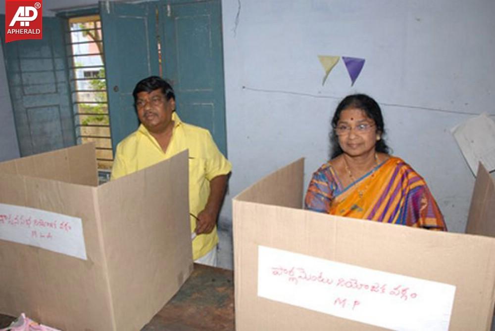 Seemandhra Elections Polling Photos