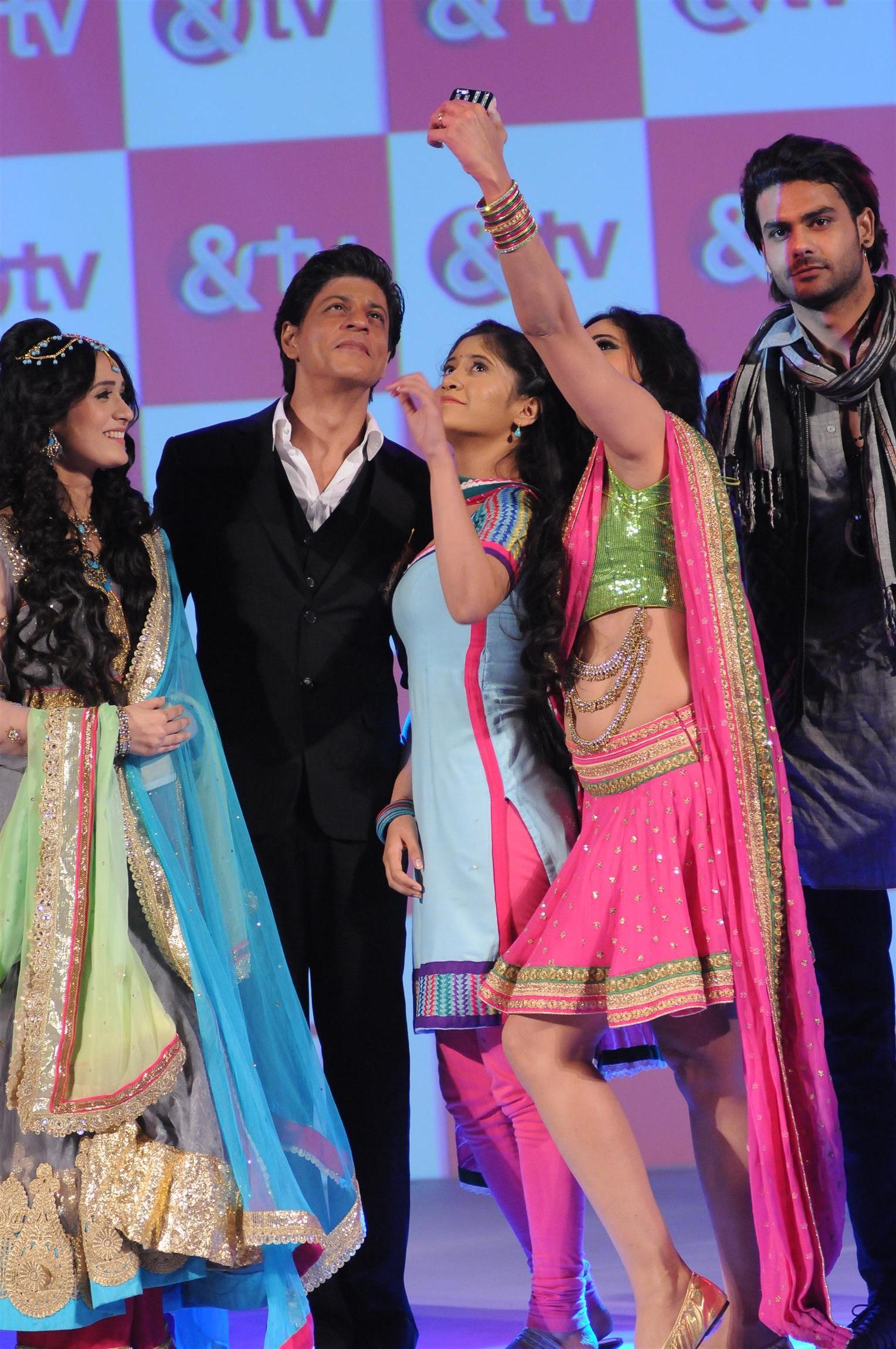 Shahrukh Khan Launch Zee Entertainment New Channel