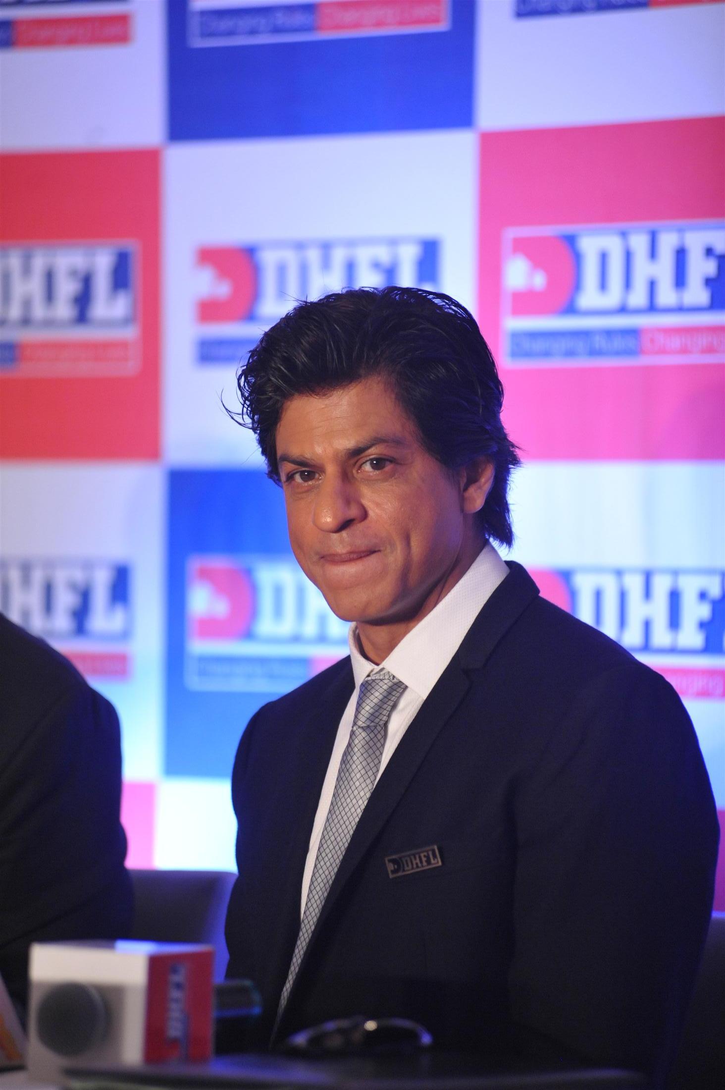 Shahrukh Khan Signed As Brand Ambassador For DHFL