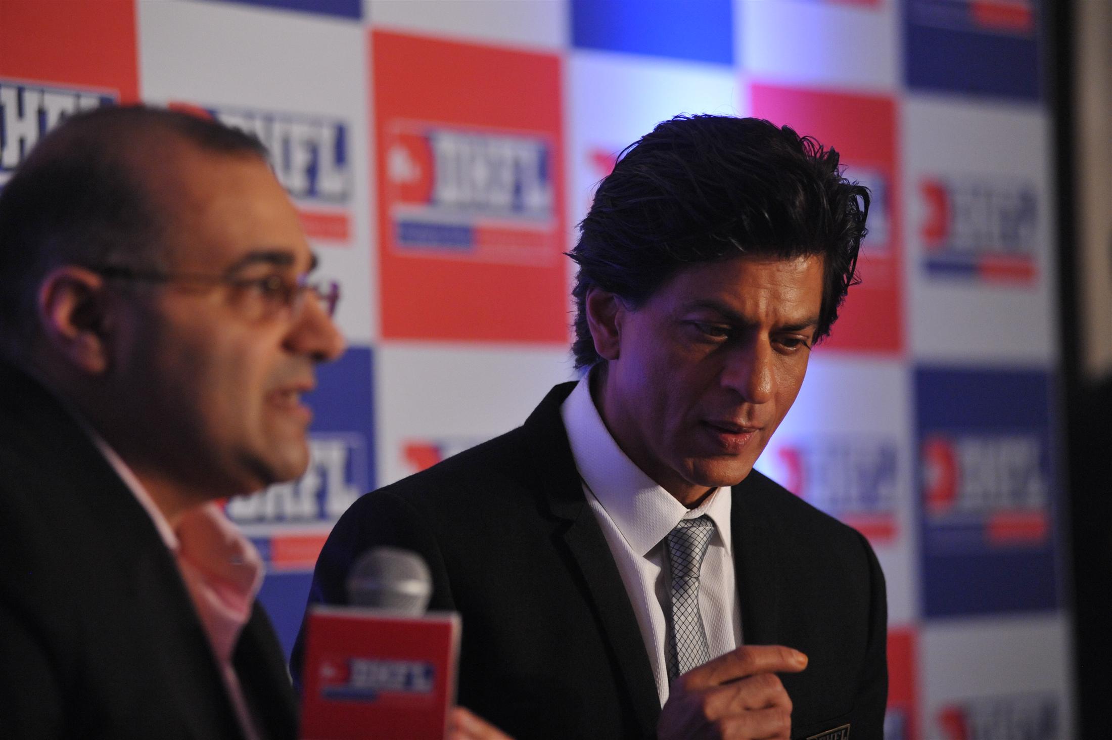 Shahrukh Khan Signed As Brand Ambassador For DHFL