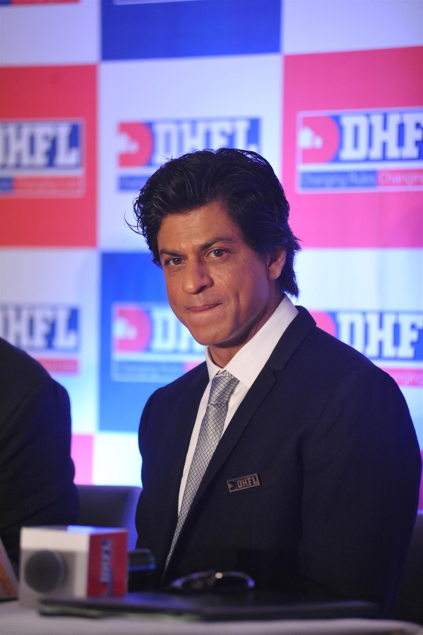 Shahrukh Khan Signed As Brand Ambassador For DHFL