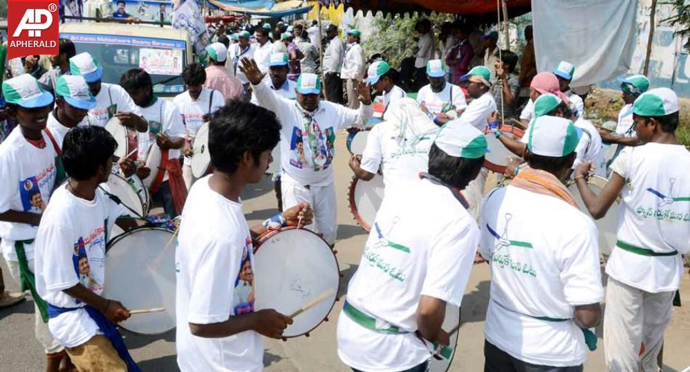 Sharmila's Janapatham at Rangareddy District