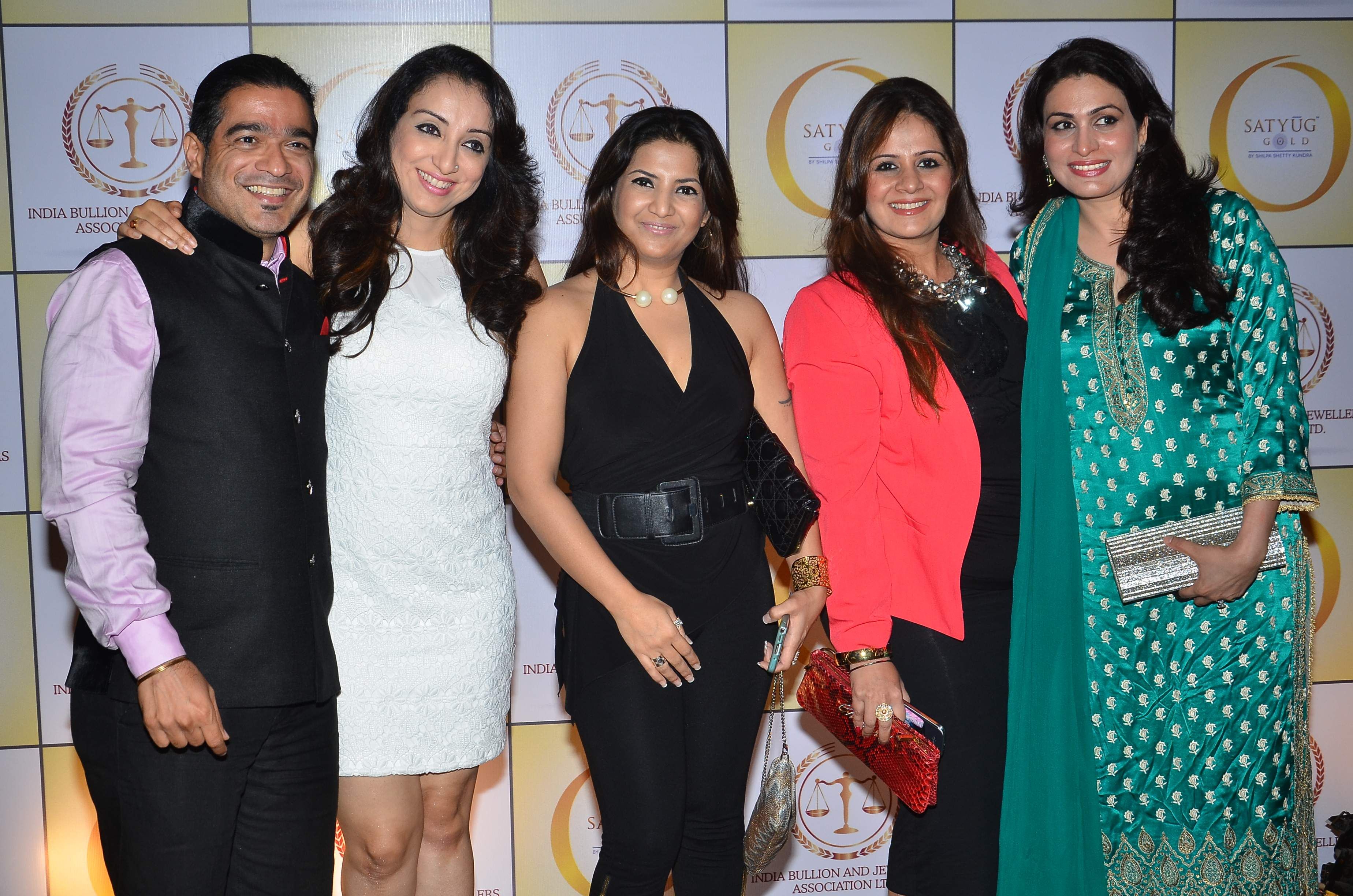 Shilpa Shetty Launch of Satyug Gold