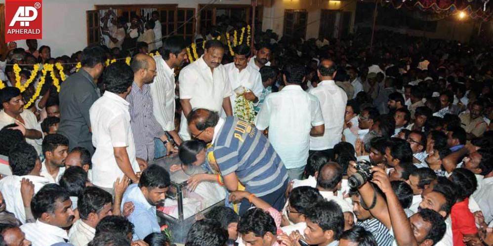 Shobha Nagi Reddy Condolences Photos