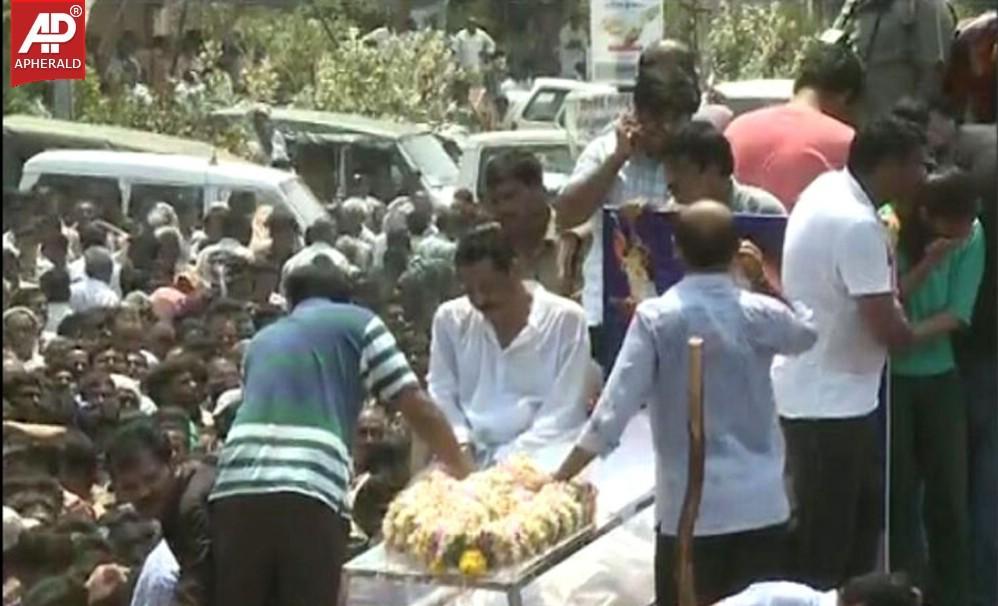 Shobha Nagi Reddy Funerals at Allagadda Pics