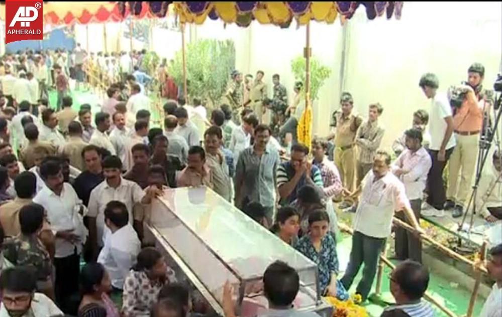 Shobha Nagi Reddy Funerals at Allagadda Pics