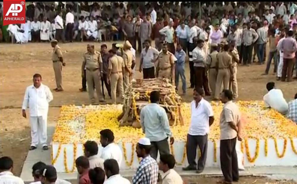 Shobha Nagi Reddy Funerals at Allagadda