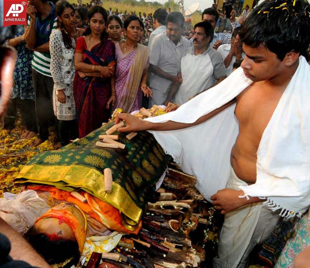 Shobha Nagi Reddy Funerals at Allagadda