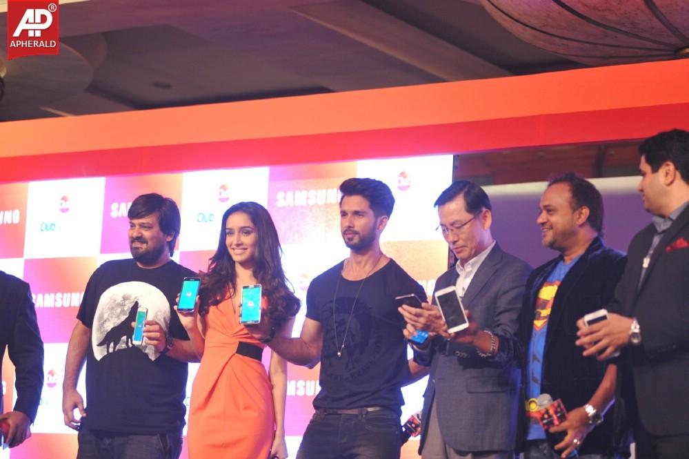 Shahid Kapoor n Shraddha Kapoor Launch Club Samsung